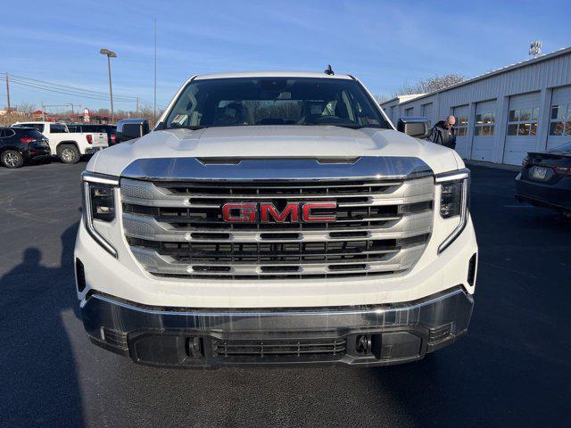 new 2024 GMC Sierra 1500 car, priced at $45,988