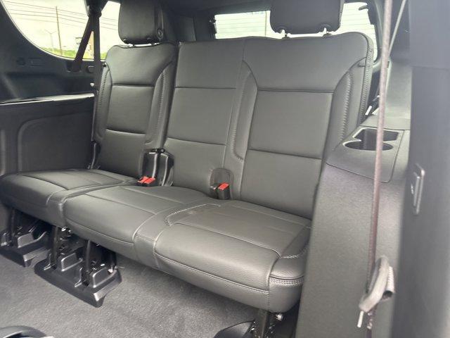 new 2025 GMC Yukon XL car