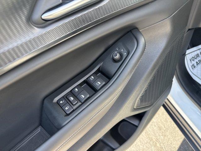 used 2025 Jeep Grand Cherokee L car, priced at $40,500