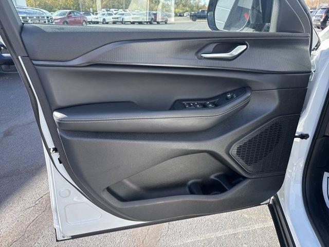 used 2025 Jeep Grand Cherokee L car, priced at $40,500