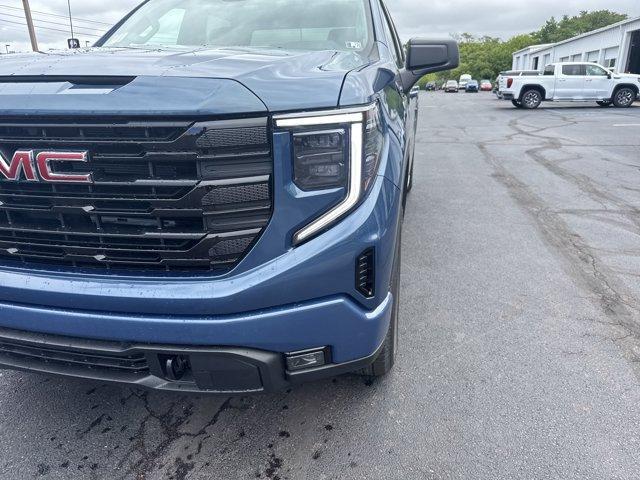 new 2025 GMC Sierra 1500 car, priced at $48,713