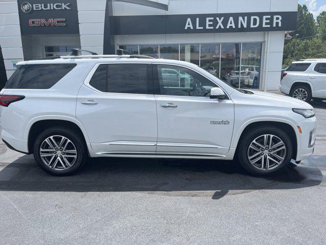 used 2023 Chevrolet Traverse car, priced at $42,988