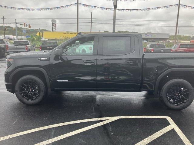 new 2025 GMC Sierra 1500 car, priced at $52,639