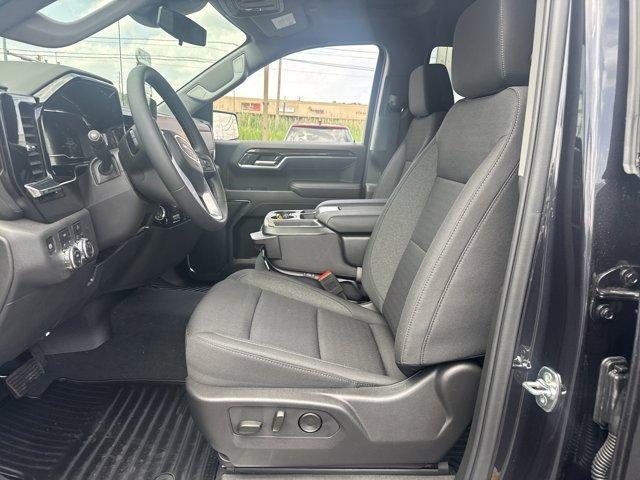 new 2025 GMC Sierra 1500 car, priced at $48,727