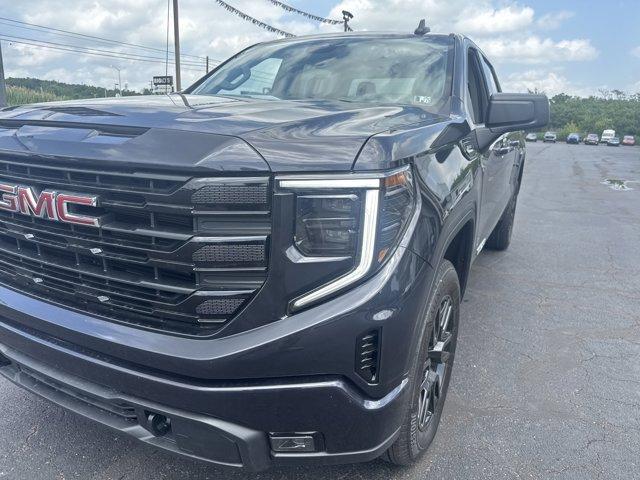 new 2025 GMC Sierra 1500 car, priced at $48,727