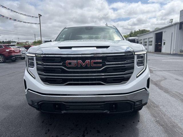 new 2025 GMC Sierra 1500 car, priced at $57,319