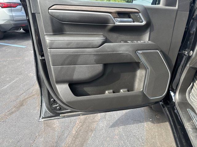 used 2022 Chevrolet Silverado 1500 car, priced at $45,700
