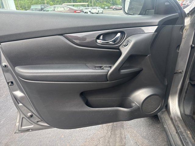 used 2017 Nissan Rogue car, priced at $13,700
