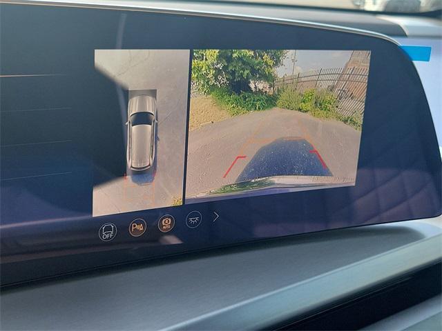 new 2026 Cadillac VISTIQ car, priced at $94,610