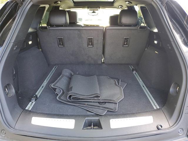 used 2022 Cadillac XT5 car, priced at $30,300