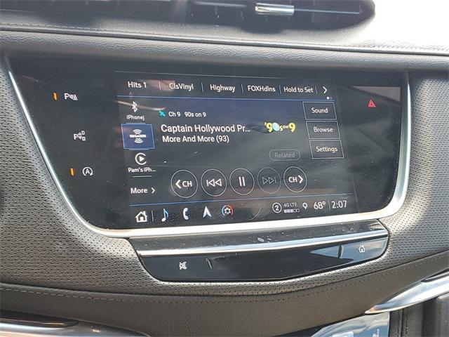 used 2022 Cadillac XT5 car, priced at $30,300