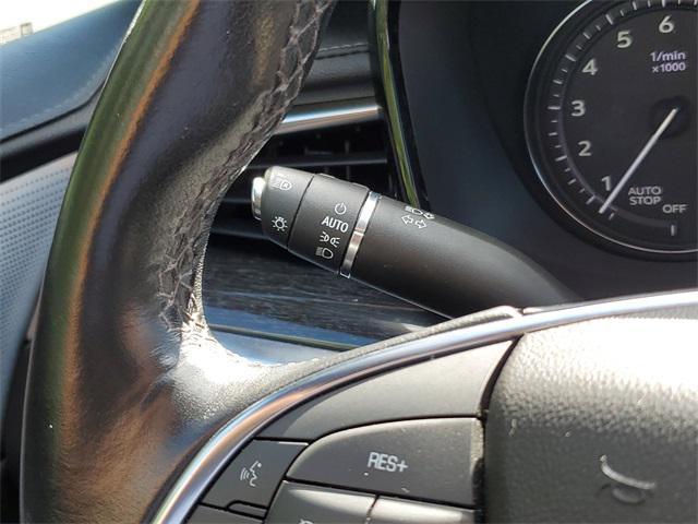 used 2022 Cadillac XT5 car, priced at $30,300