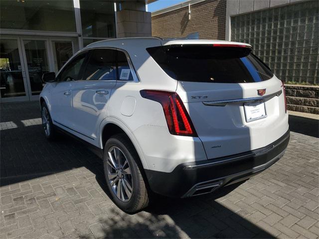 new 2025 Cadillac XT5 car, priced at $60,720