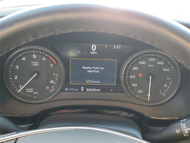 used 2022 Cadillac XT5 car, priced at $31,000