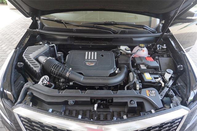 used 2022 Cadillac XT5 car, priced at $32,000