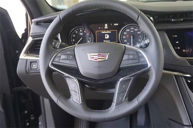 used 2022 Cadillac XT5 car, priced at $32,000