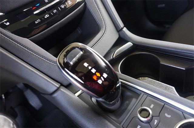 used 2022 Cadillac XT5 car, priced at $32,000