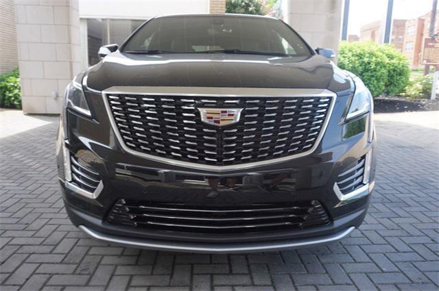 used 2022 Cadillac XT5 car, priced at $32,000