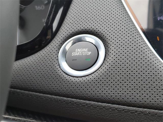 new 2025 Cadillac XT5 car, priced at $64,490