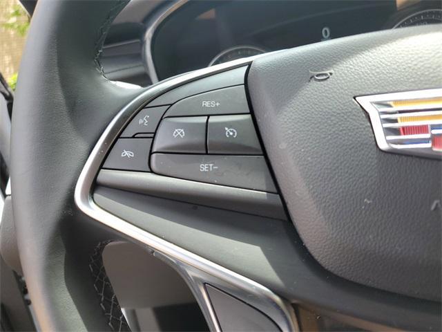 used 2025 Cadillac XT5 car, priced at $44,500