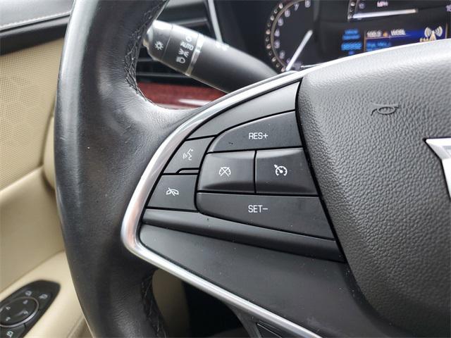 used 2017 Cadillac XT5 car, priced at $15,800