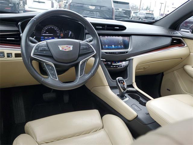 used 2017 Cadillac XT5 car, priced at $15,800