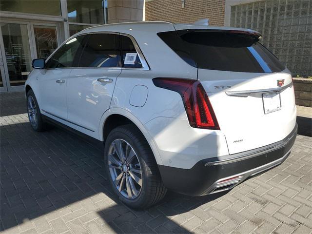 new 2025 Cadillac XT5 car, priced at $60,720