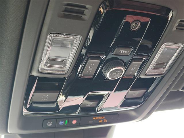 new 2025 Cadillac Escalade car, priced at $118,464