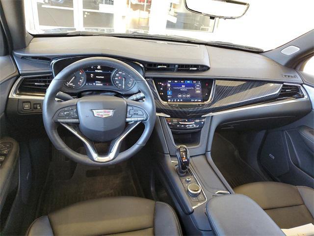 used 2023 Cadillac XT6 car, priced at $42,275