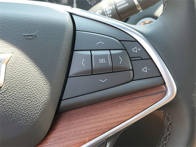 new 2025 Cadillac XT5 car, priced at $60,439