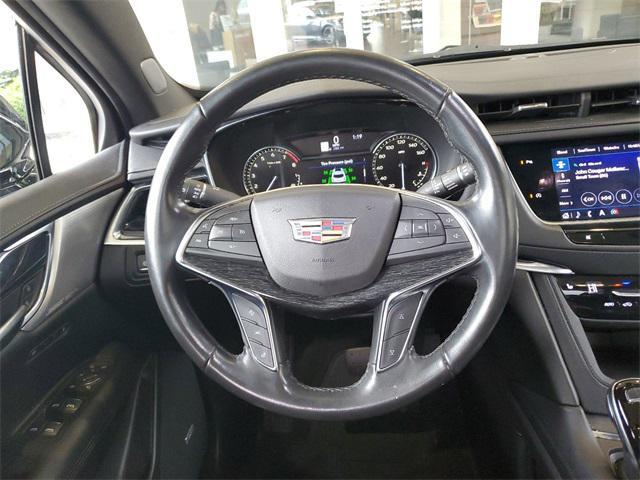 used 2021 Cadillac XT5 car, priced at $28,997