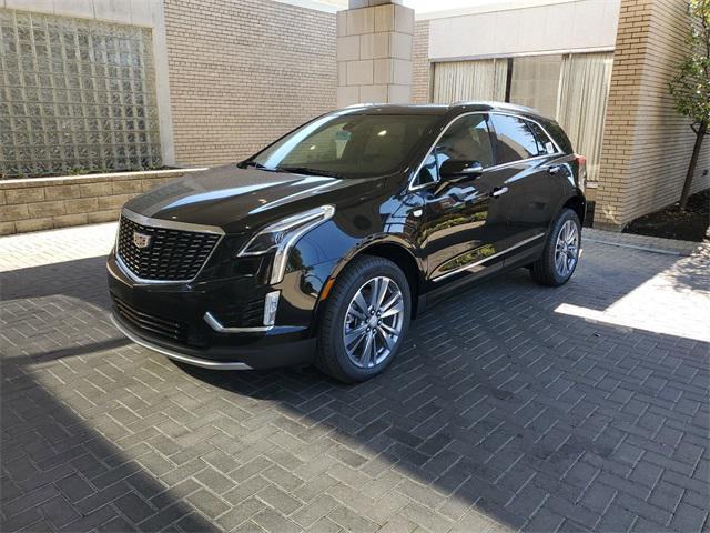 new 2025 Cadillac XT5 car, priced at $55,010