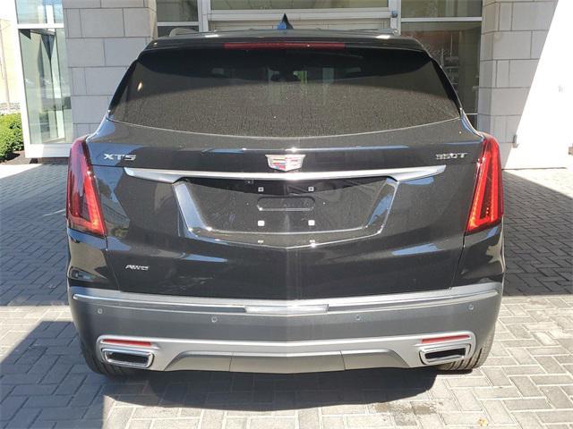 new 2025 Cadillac XT5 car, priced at $55,010