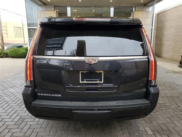 used 2019 Cadillac Escalade ESV car, priced at $35,244