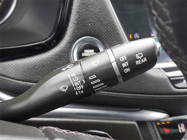 used 2022 Cadillac XT5 car, priced at $27,300