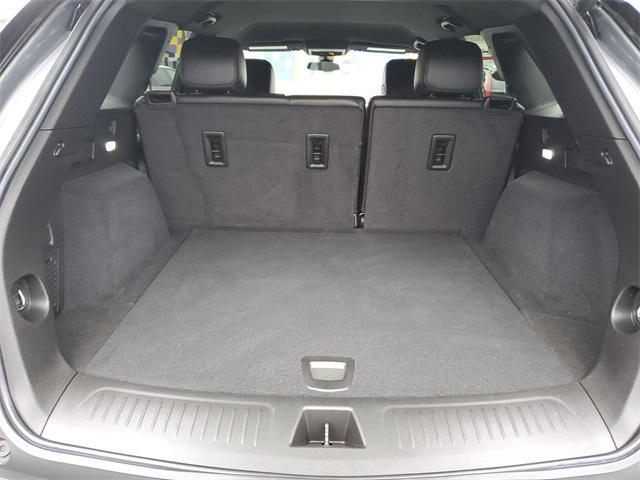 used 2022 Cadillac XT5 car, priced at $27,300