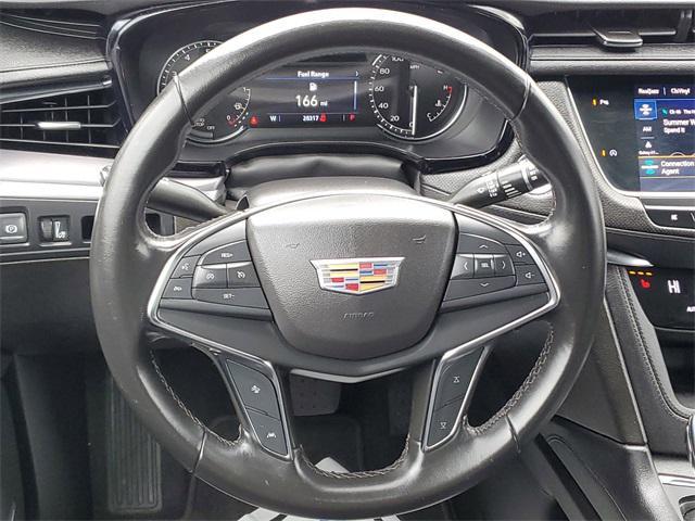 used 2022 Cadillac XT5 car, priced at $27,300