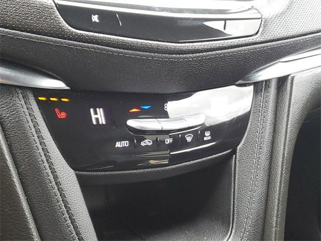 used 2022 Cadillac XT5 car, priced at $27,300