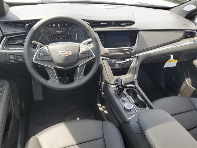 new 2025 Cadillac XT5 car, priced at $65,494