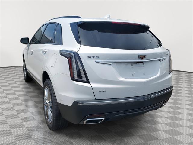 new 2025 Cadillac XT5 car, priced at $65,494