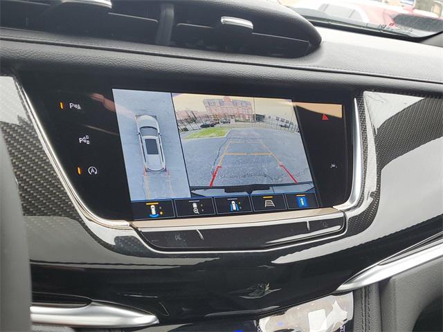 new 2025 Cadillac XT6 car, priced at $68,209