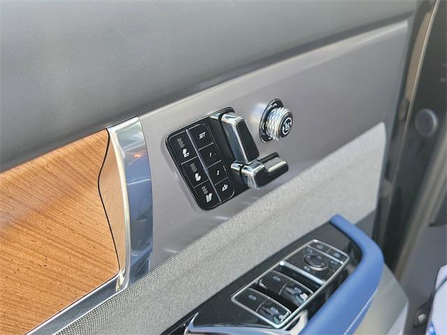 new 2026 Cadillac VISTIQ car, priced at $94,610