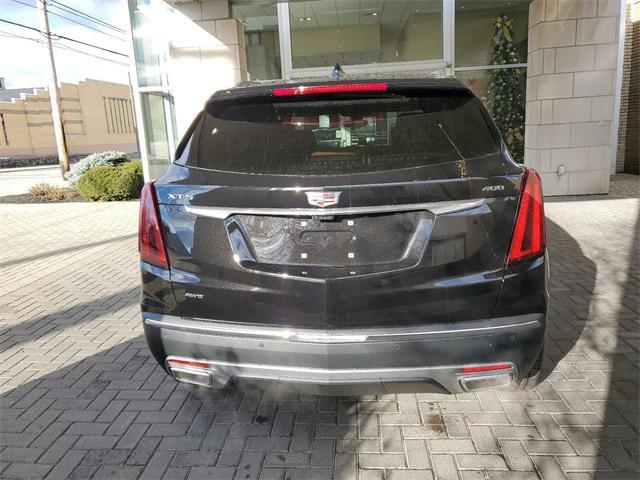 new 2025 Cadillac XT5 car, priced at $60,334