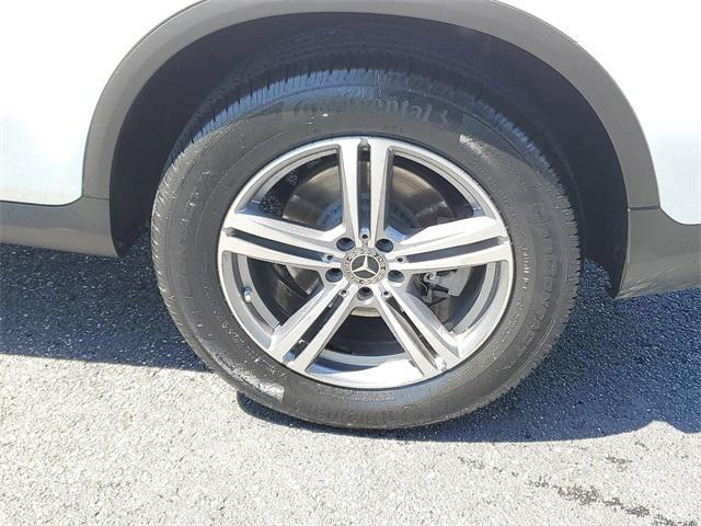 used 2022 Mercedes-Benz GLC 300 car, priced at $35,270