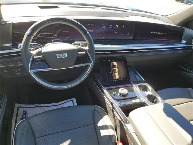 new 2025 Cadillac Escalade ESV car, priced at $112,290