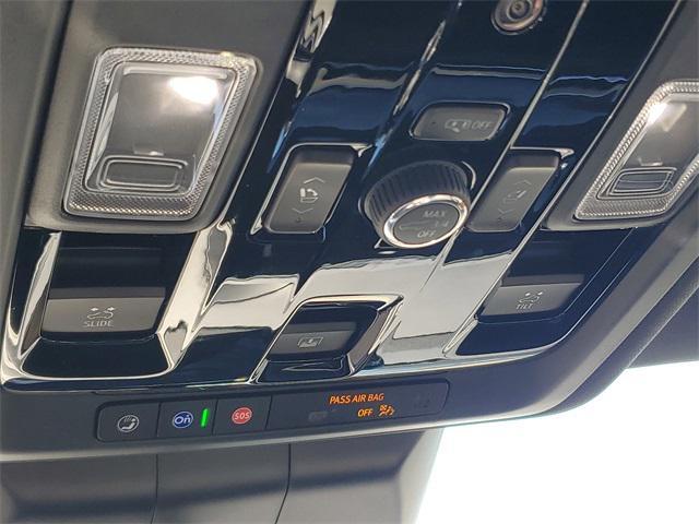 new 2025 Cadillac Escalade ESV car, priced at $112,290