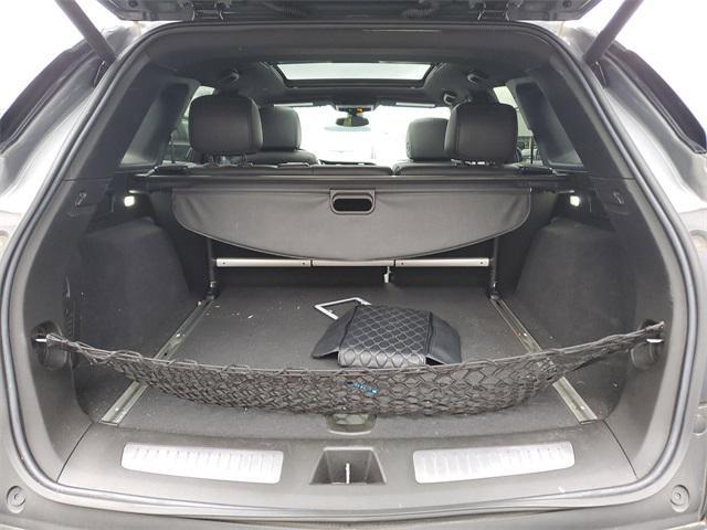 used 2022 Cadillac XT5 car, priced at $29,900