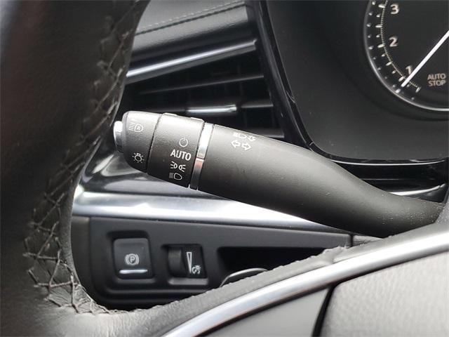 used 2022 Cadillac XT5 car, priced at $29,900