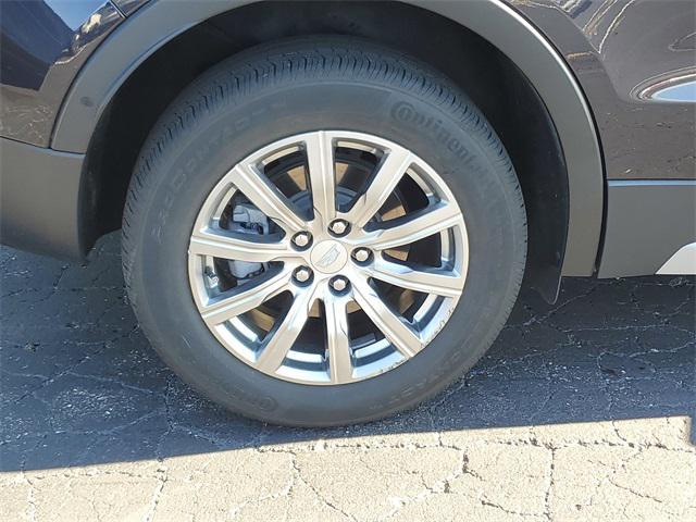 used 2022 Cadillac XT4 car, priced at $28,000