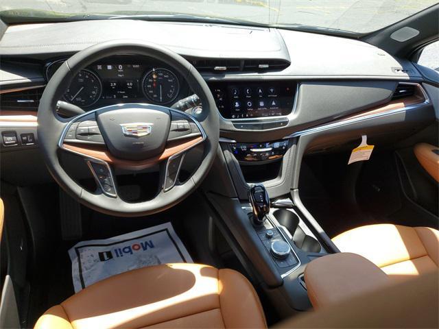 new 2025 Cadillac XT5 car, priced at $60,294